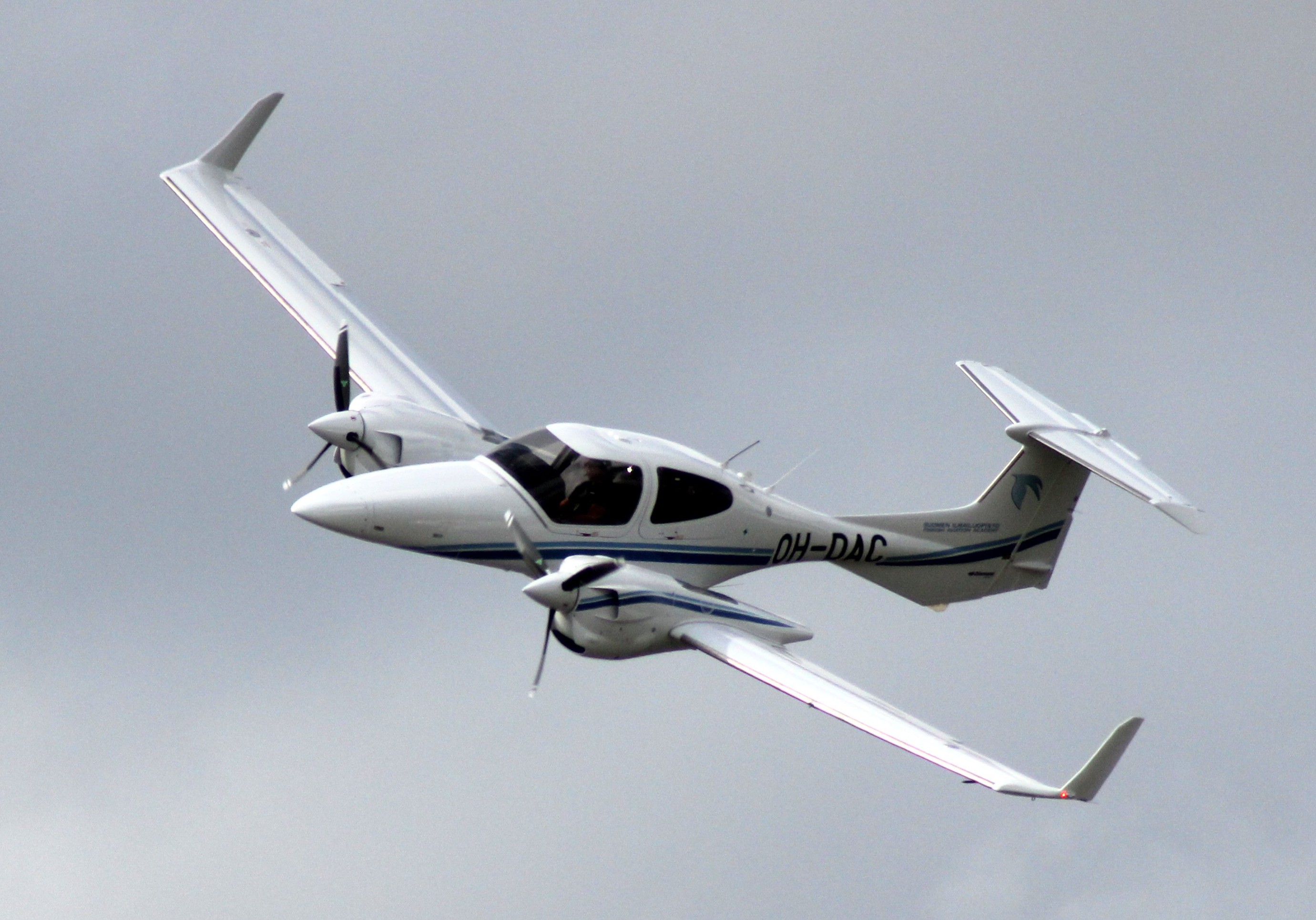 Diamond DA42 used as an LLFA training platform