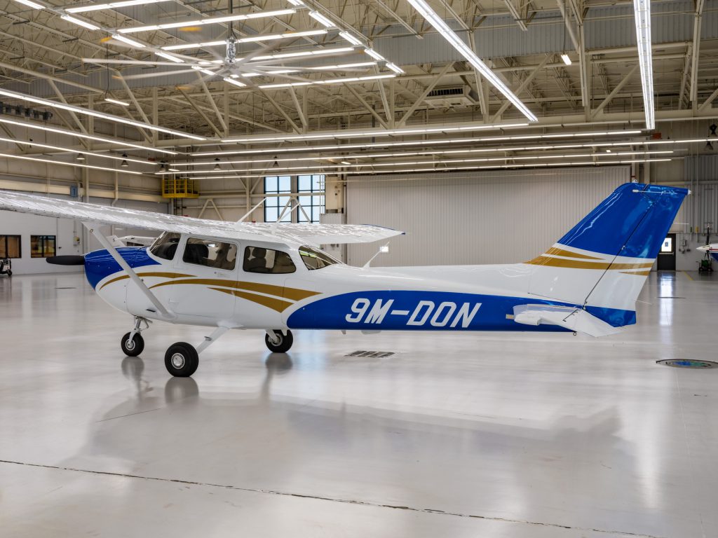 Hangar and apron